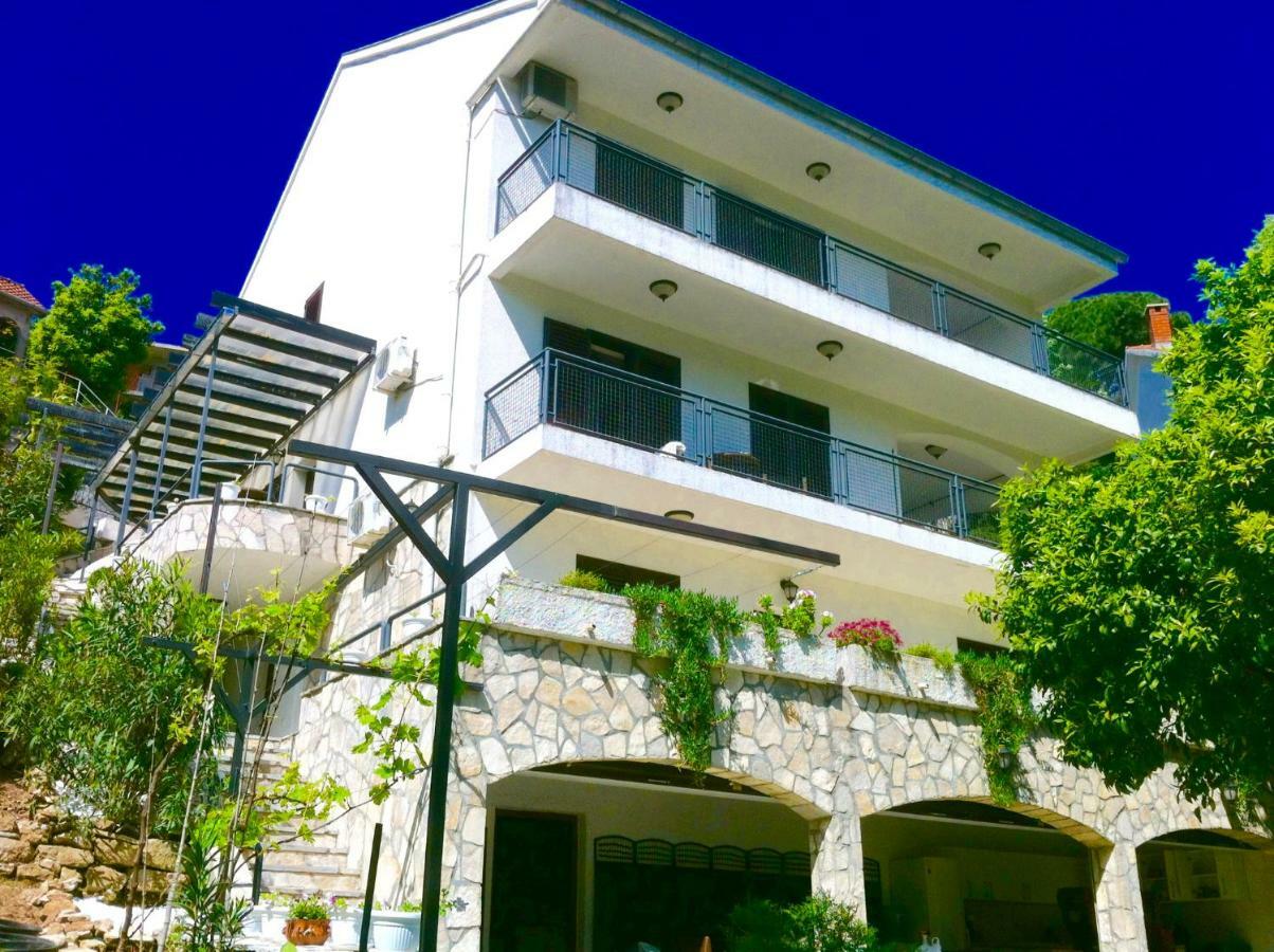 Villa Monte Boutique Apartments In Herceg Novi Exterior foto